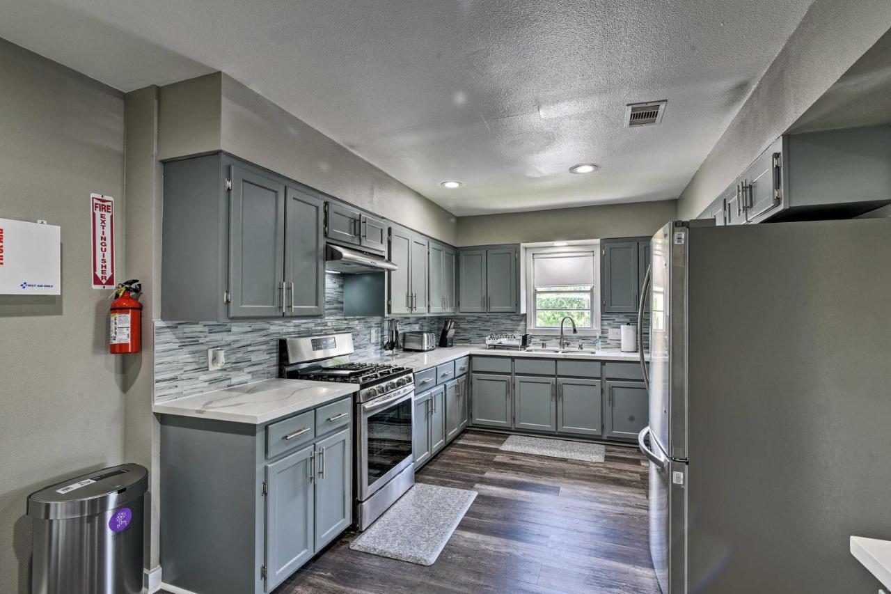 Spacious And Modern Family Duplex In Galveston! Exterior photo